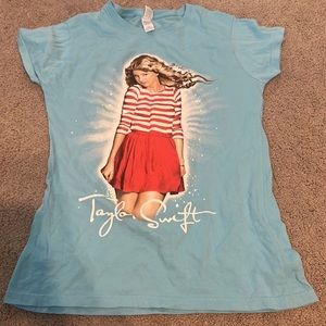 Speak now Taylor swift world tour shirt